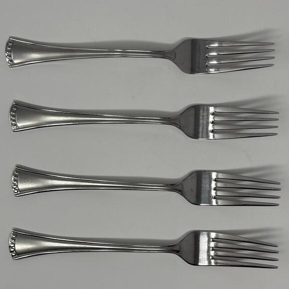 4 Lenox Butler's Pantry 18/8 Stainless Steel 8 1/4" Dinner Forks - Picture 1 of 8